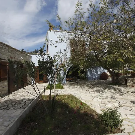 Garden Kamara House Country house *