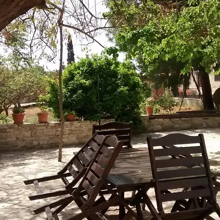 Garden Kamara House Country house Larnaca
