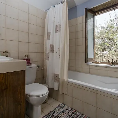 Gospodarstwo wiejskie Garden Kamara House